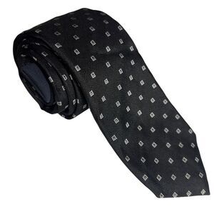 Chaps 100% Silk Neck Tie‎ Deep Navy White Pinpoint Square Poly Spandex Trim Logo